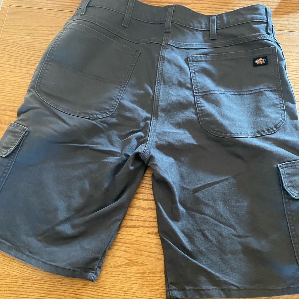 Dickies flex, relaxed, shorts, size 36 - Picture 4 of 6